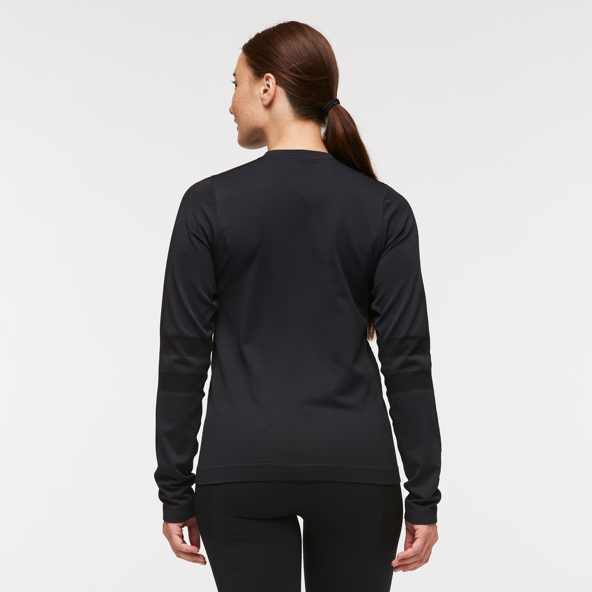 Debajo Seamless Baselayer Crew Women's - Image 4