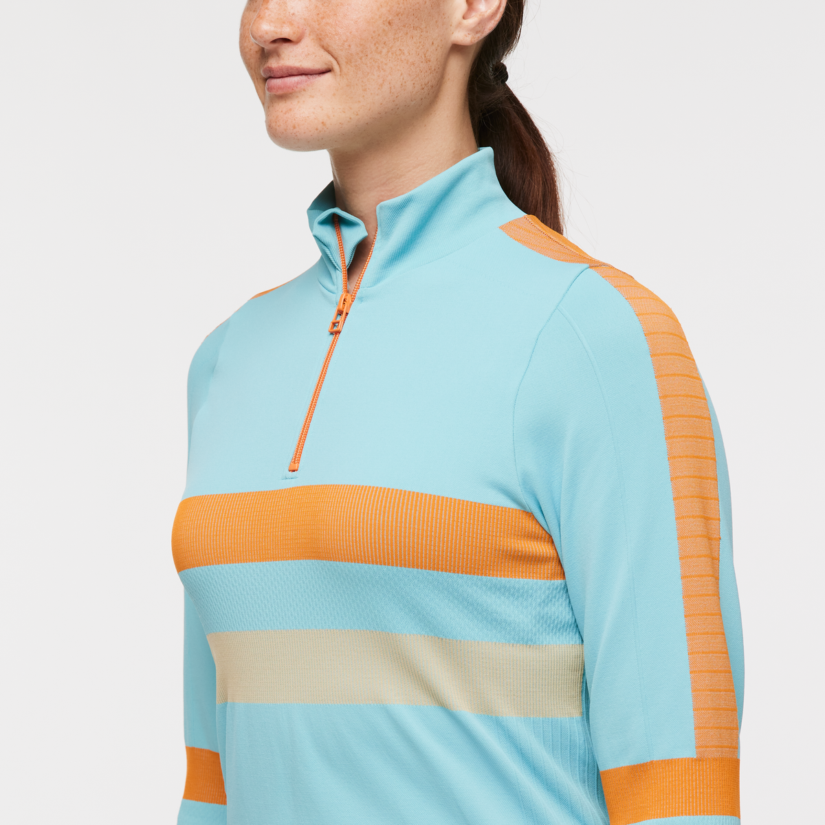 Debajo Seamless Baselayer Quarter Zip Women's - Image 5