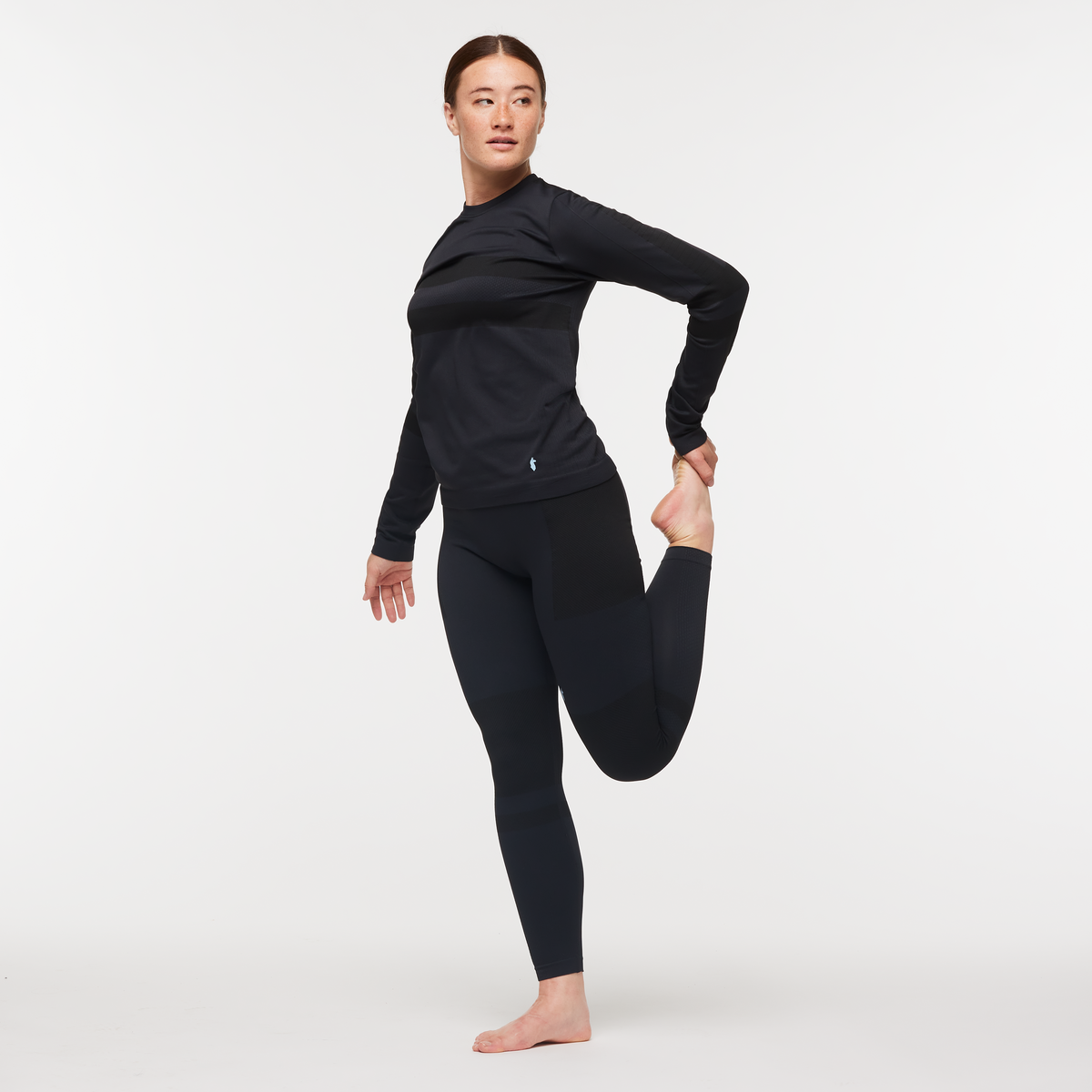 Alternative view of Debajo Seamless Baselayer Tight   Women's