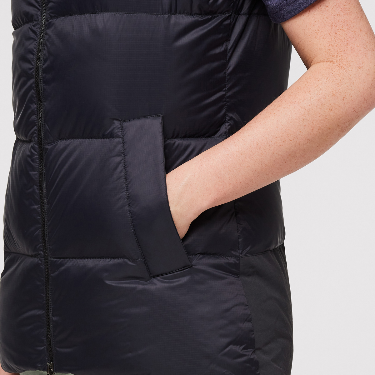 Solazo Down Vest Women's - Image 14