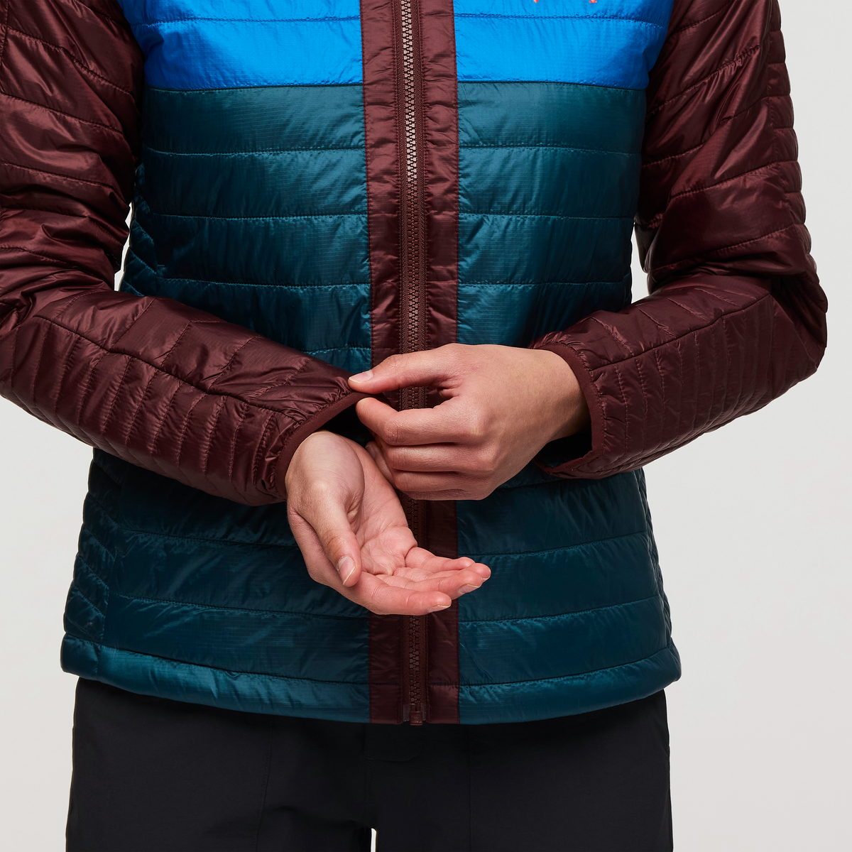 Capa Insulated Hooded Jacket Women's - Image 7