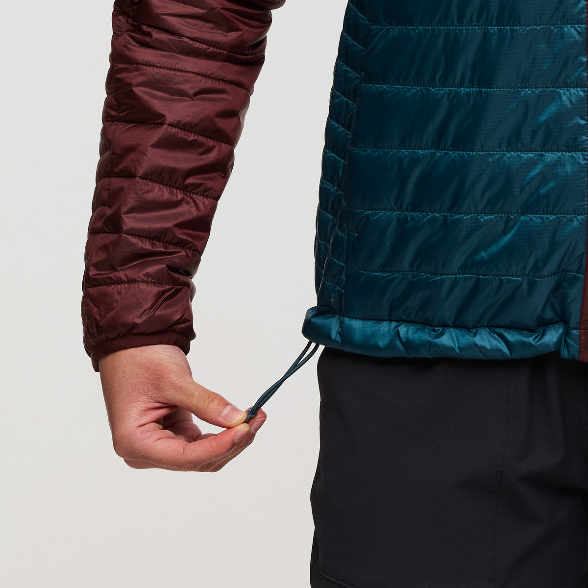 Capa Insulated Hooded Jacket Women's - Image 8