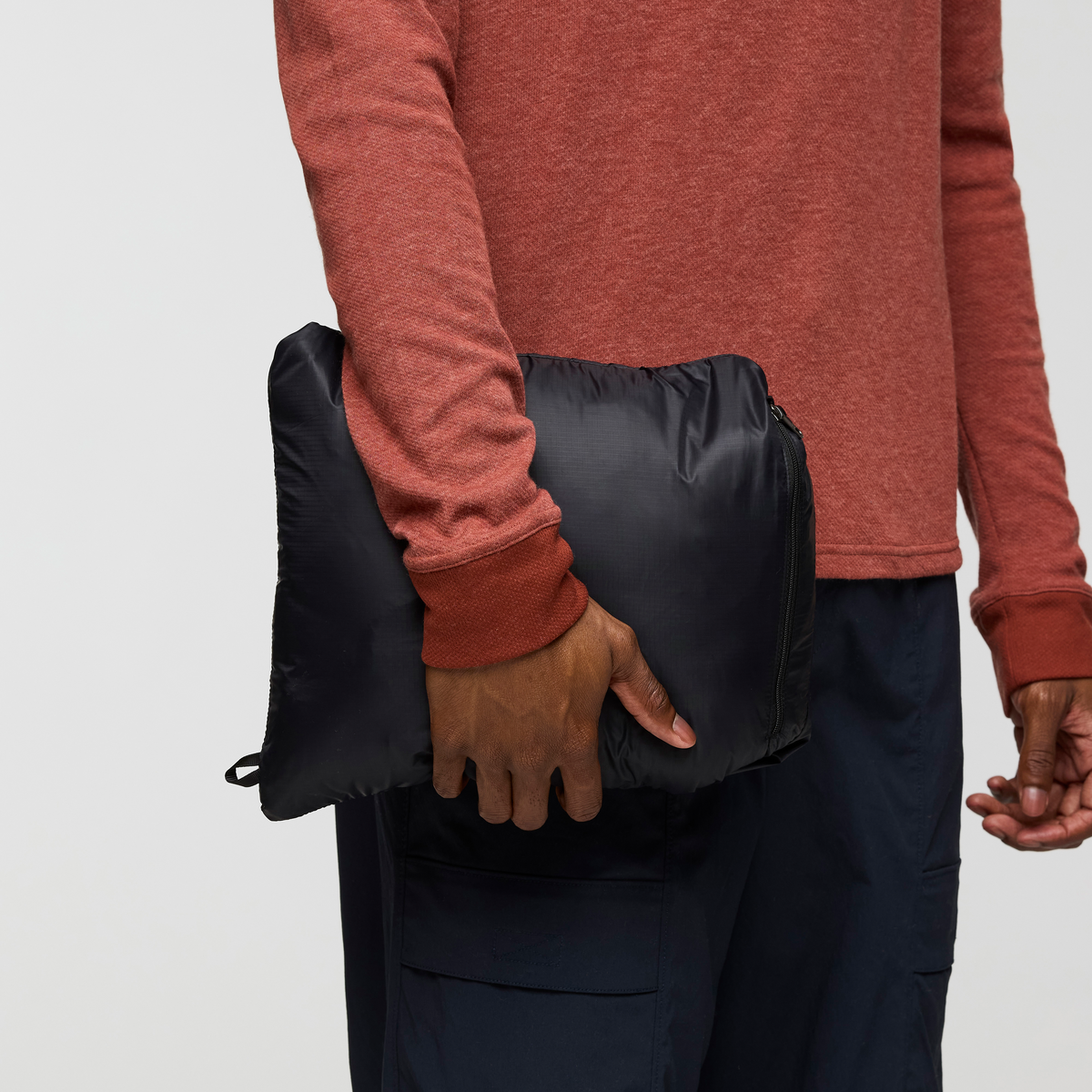 Fuego Max Down Vest Men's - Image 9