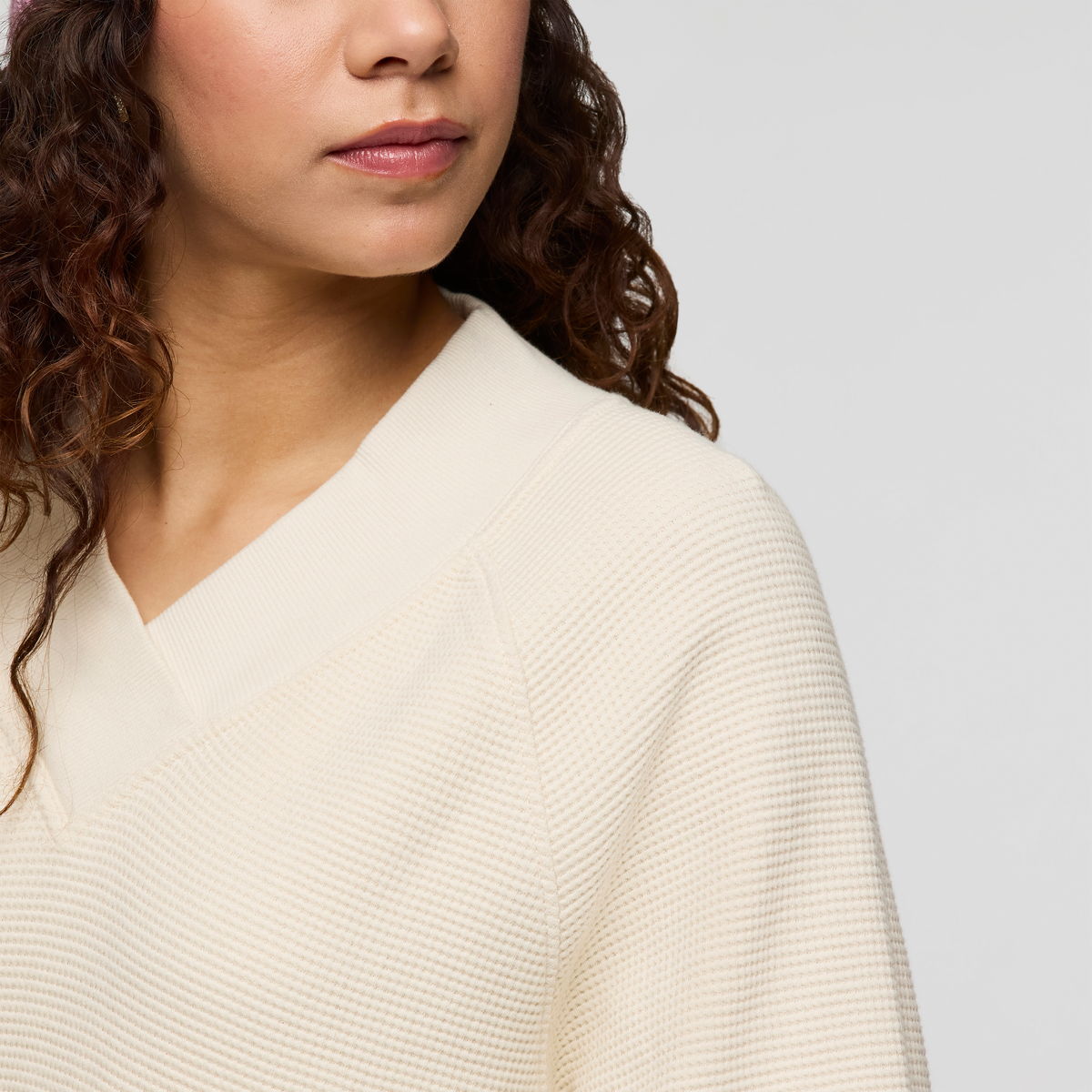 Atajo Long Sleeve Waffle V Neck Women's - Image 5