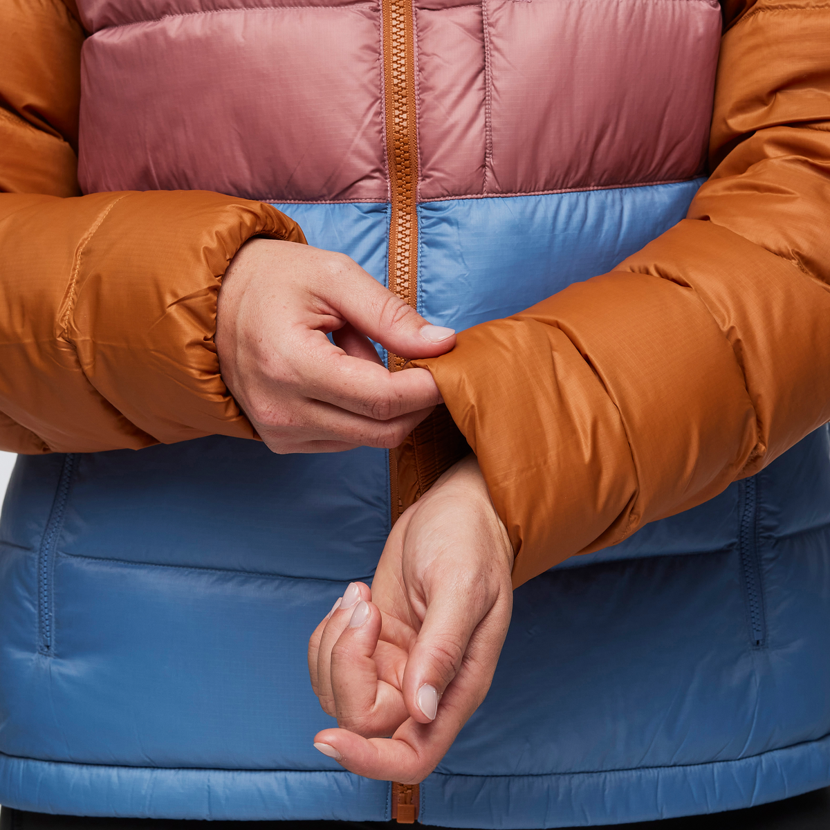 Fuego Max Down Hooded Jacket Women's - Image 12