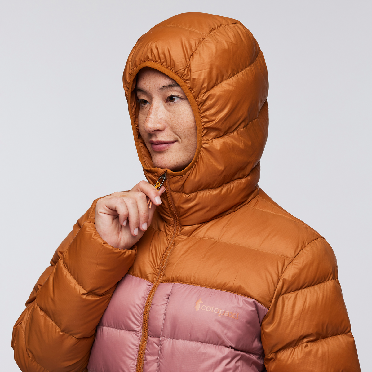 Fuego Max Down Hooded Jacket Women's - Image 11