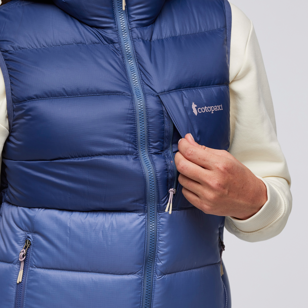 Fuego Max Down Vest Women's - Image 16