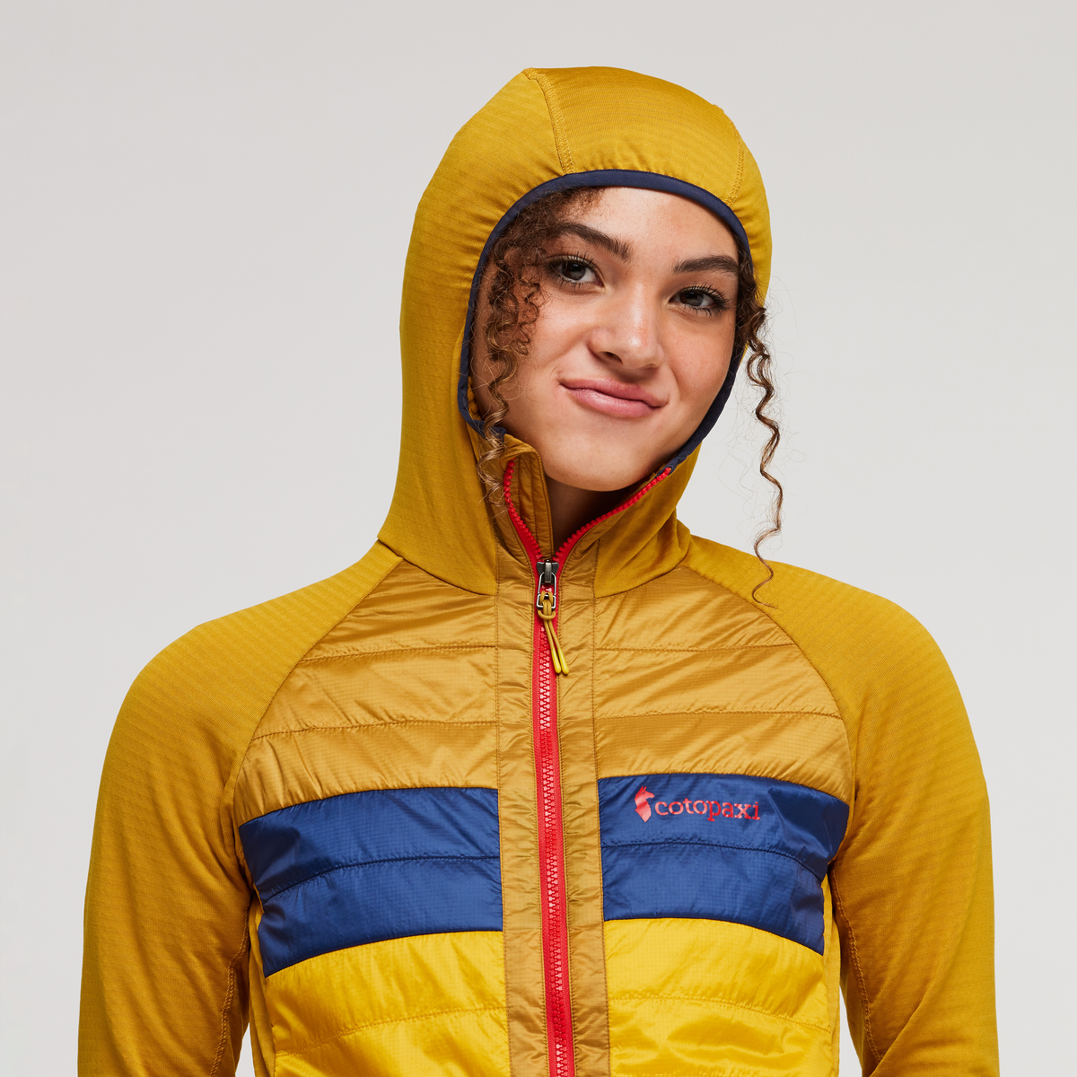 Capa Hybrid Insulated Hooded Jacket Women's - Image 25