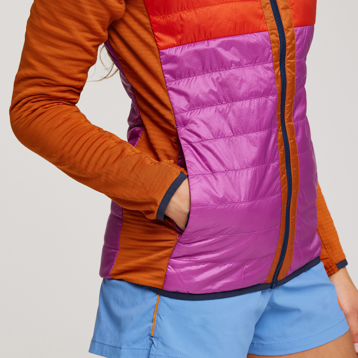 Capa Hybrid Insulated Hooded Jacket Women's - Image 16