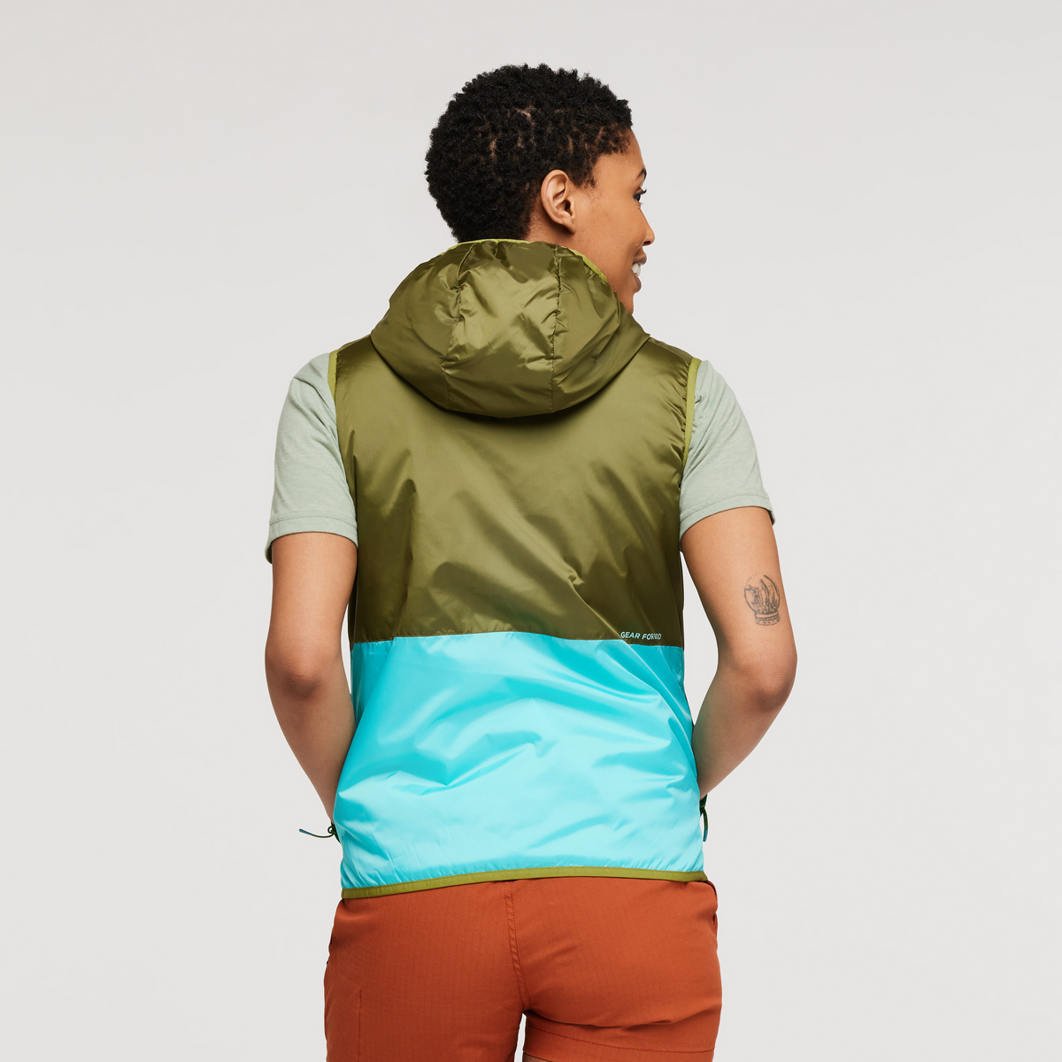 Teca Cálido Reversible Hooded Vest Women's - Image 13