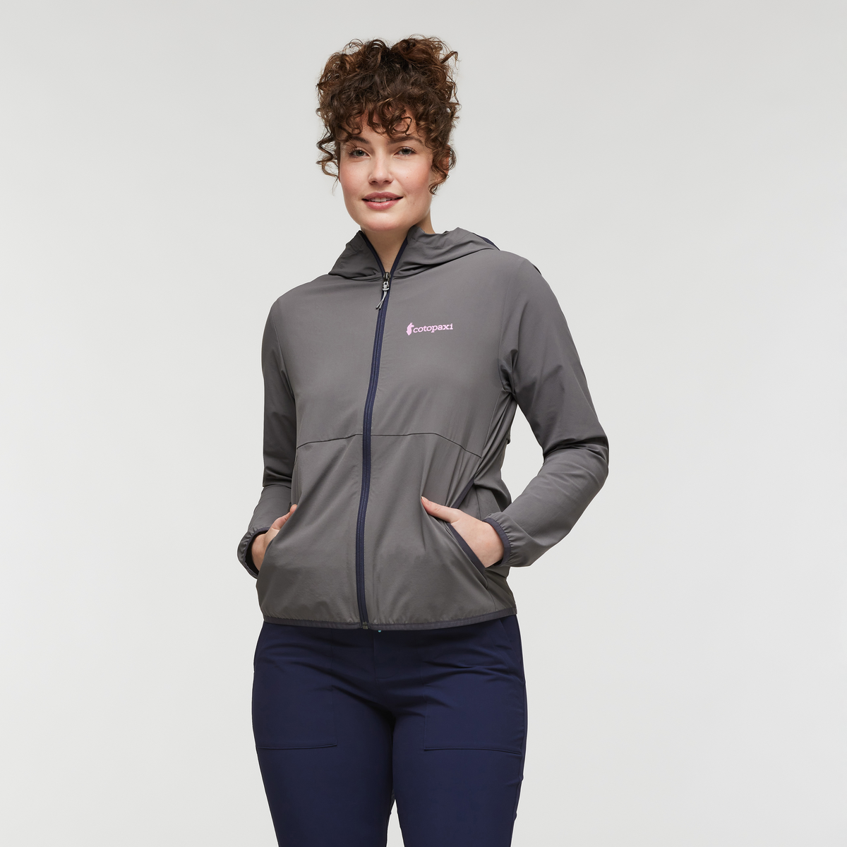 Vuelta Performance Windbreaker Jacket Women's - Image 9