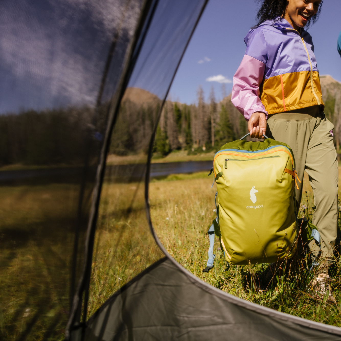 Teca Crop Jacket Women's - Image 17