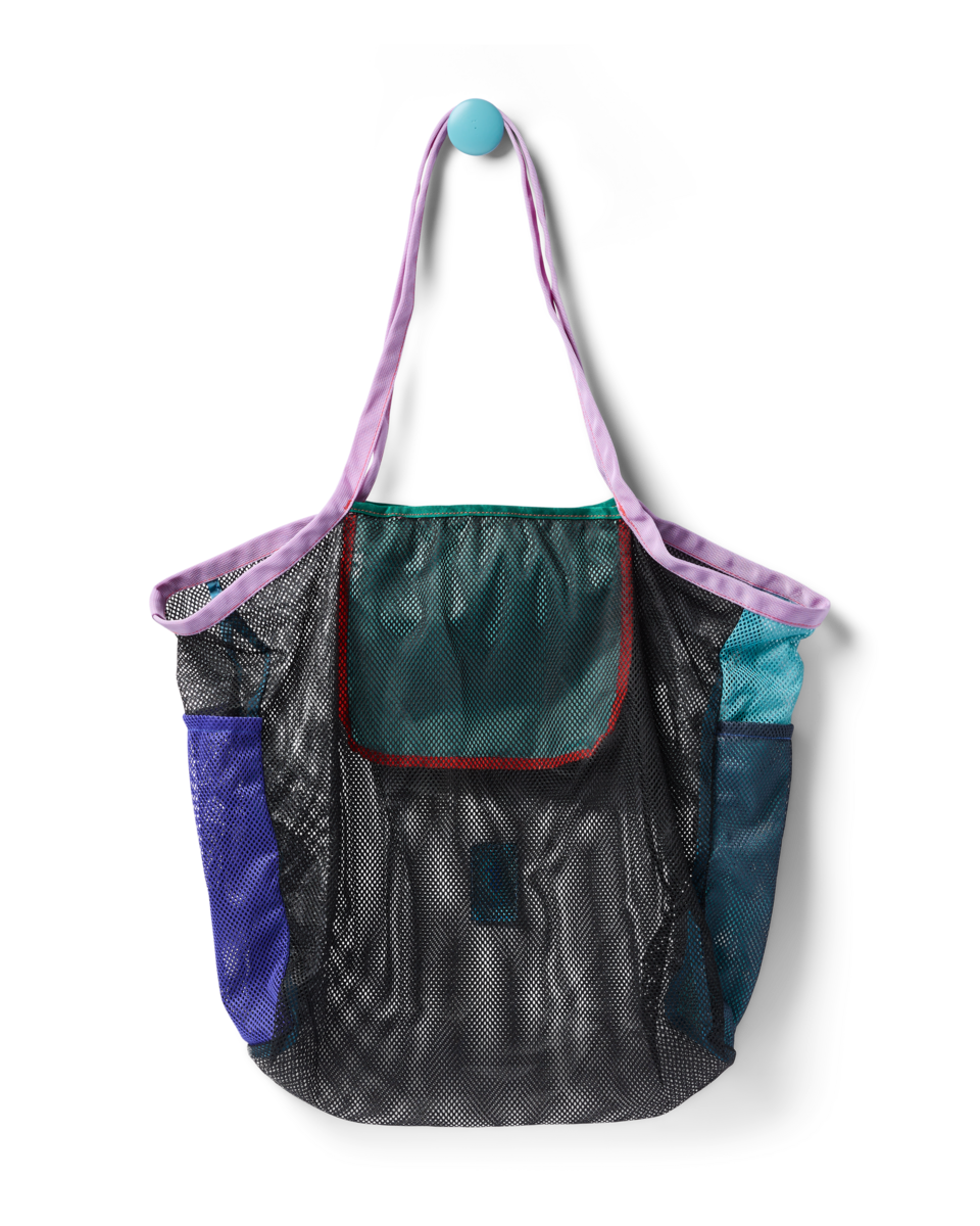 Alternative view of Arenilla Mesh Tote   Del Día